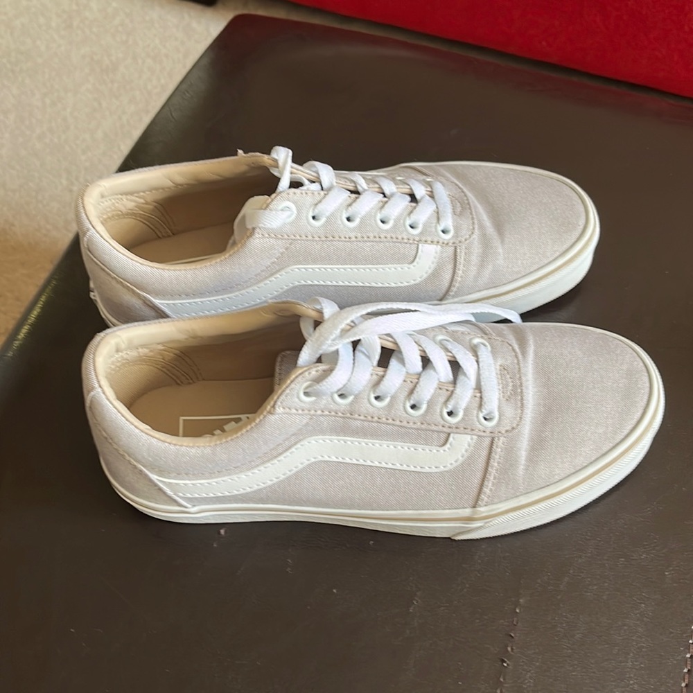 Vans size 8.5